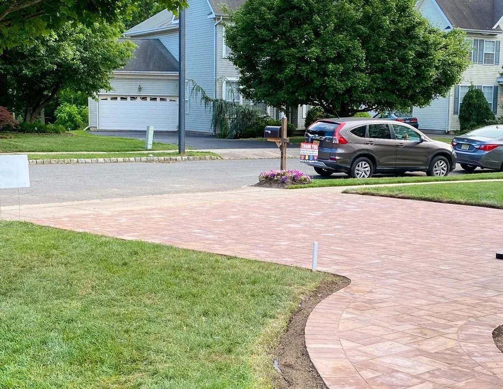 Expert yard maintenance experts serving Edison, NJ - Prime Cut Landscaping