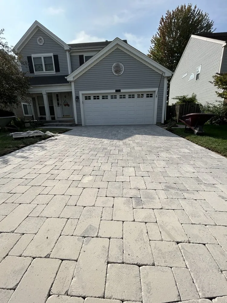 Local lawn care service for beautiful yards across Oswego, IL - Prime Cut Lawn Care