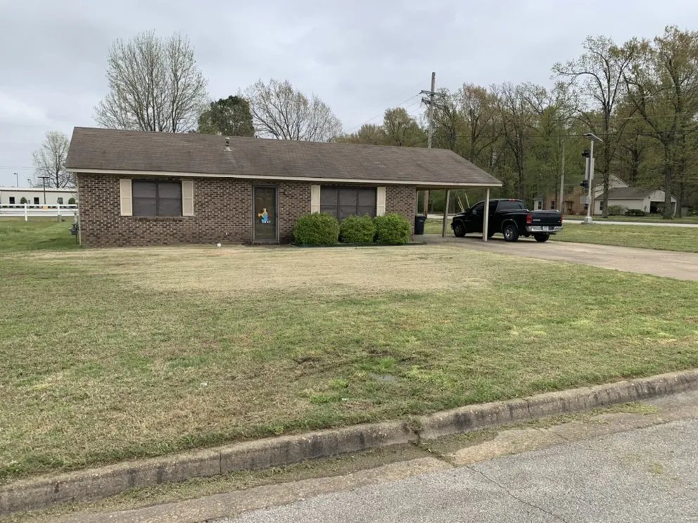 Top-rated landscape design in Bono, AR by Prime Cuts