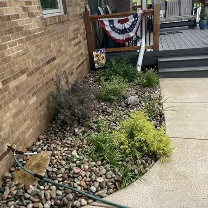 Professional outdoor landscaping in Topeka, KS - Prime Gravel