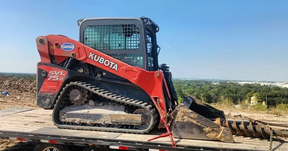 Top-rated outdoor landscaping with custom design in Franklin, TX by Prime Land Clearing