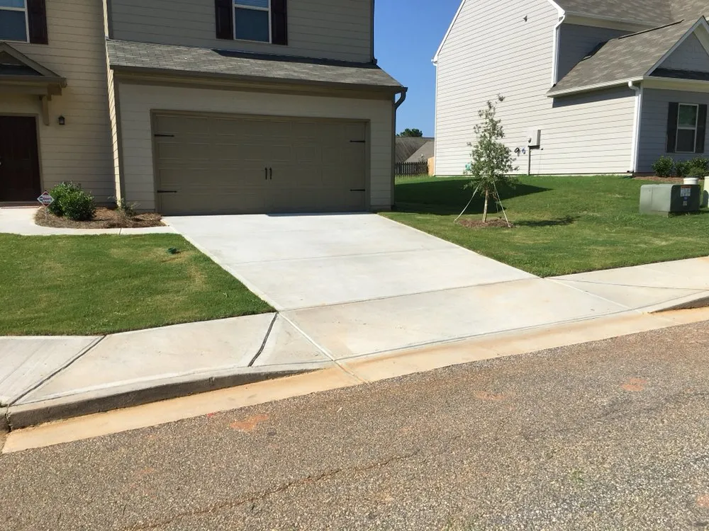 Affordable yard cleanup service experts serving Bethlehem, GA - Prime Lawn