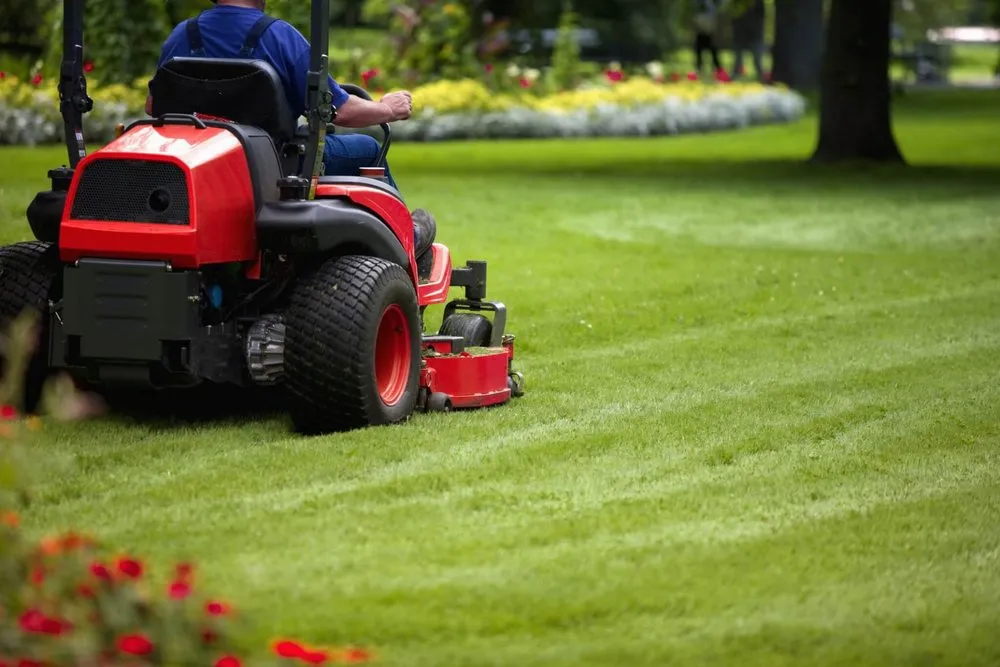 Reliable lawn mowing service for residential properties in Pflugerville, TX by Prime Mowing and Cleaning Services