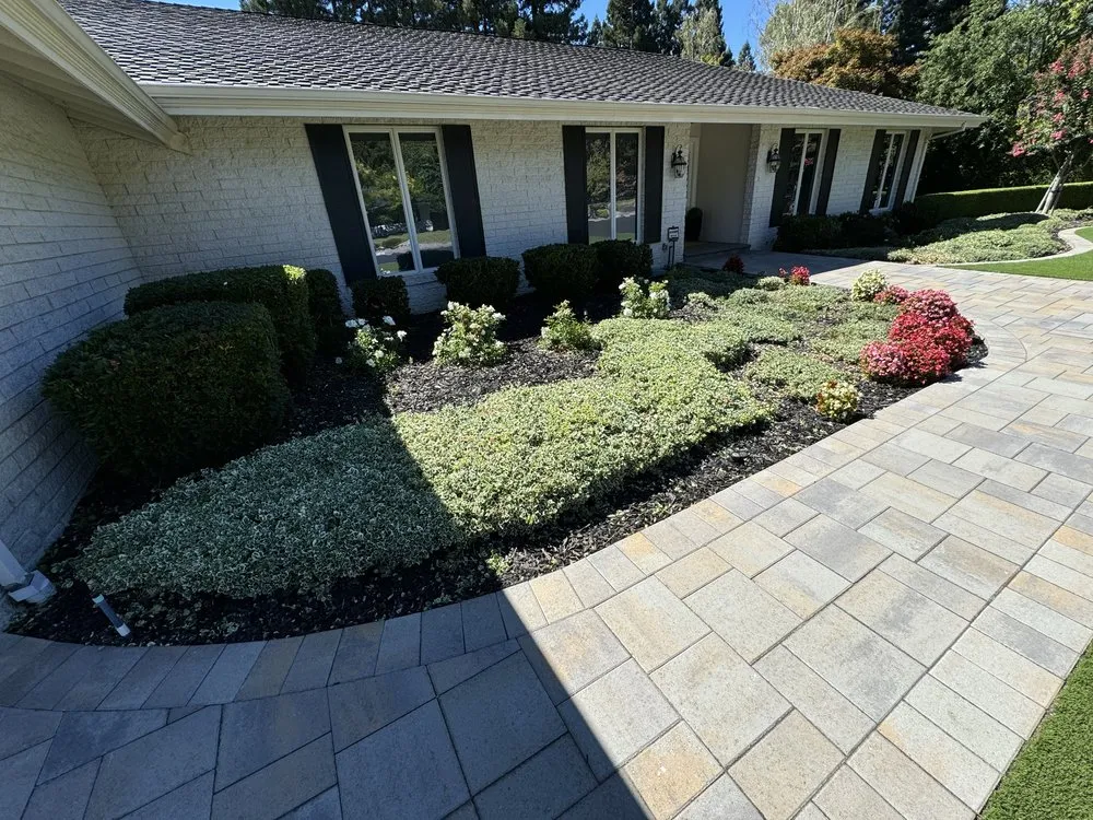 Reliable landscaping services with custom design in Pittsburg, CA by Prime Roots Landscape