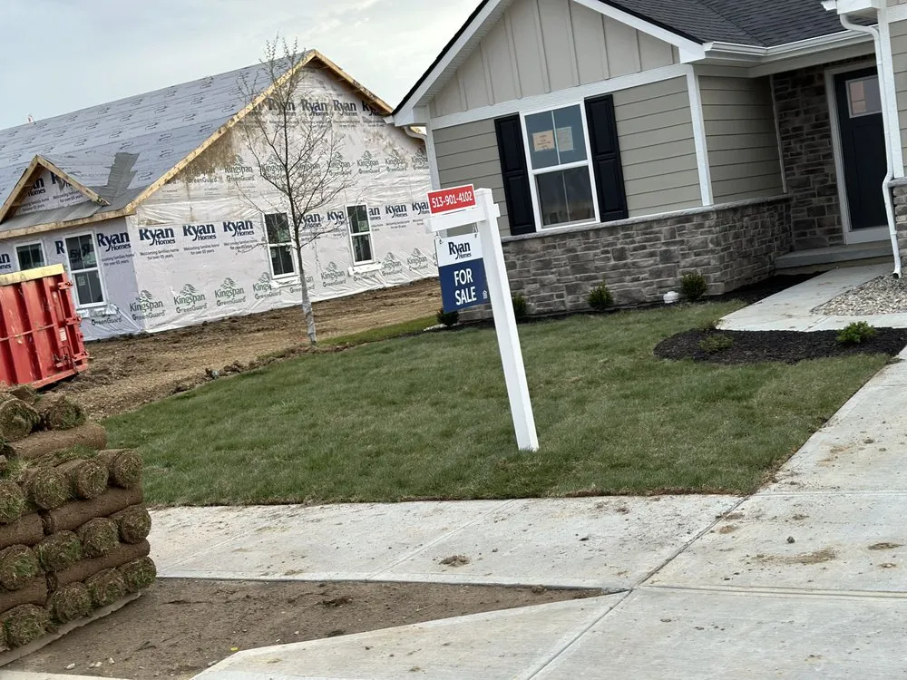 Local yard maintenance for homes in Zionsville, IN by Prime Scapes