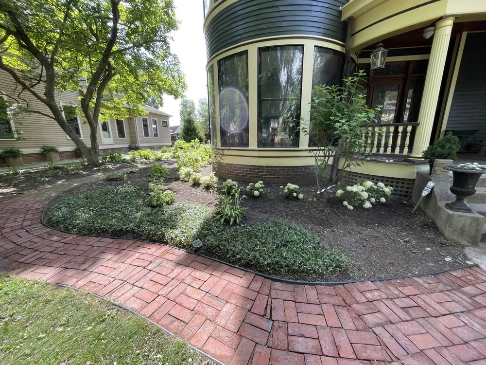 Trusted lawn care service experts serving Zionsville, IN - Prime Scapes