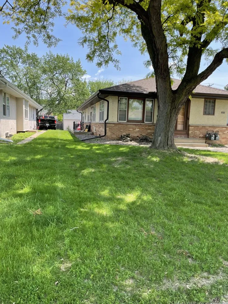 Trusted garden landscaping in Minnetonka, MN by Prime Time Lawn Care