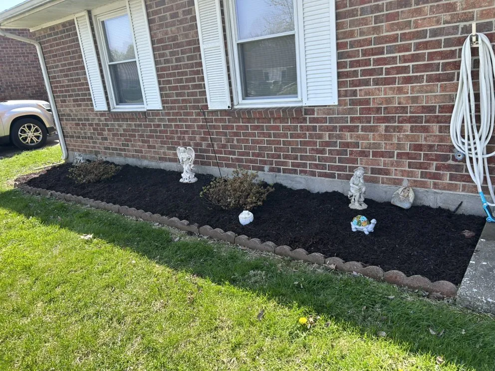 Trusted yard maintenance for outdoor upgrades in Owensboro, KY by Prime Time Lawn Care