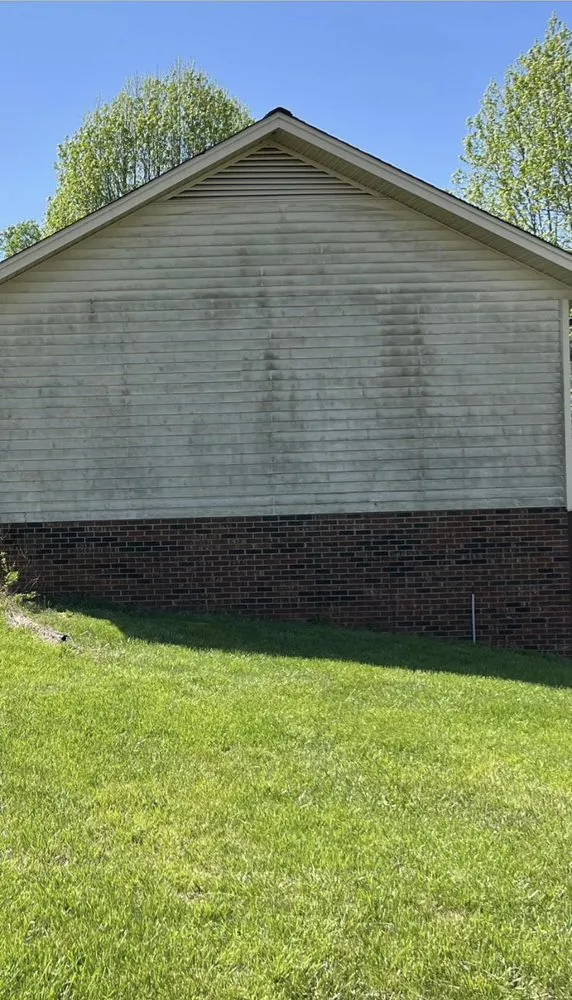 Trusted yard cleanup service for year-round maintenance across Lenoir, NC - Prime Time Property Services