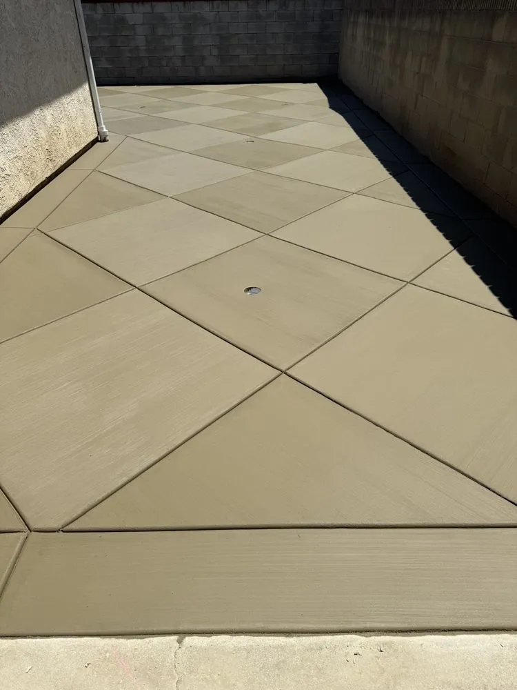 Reliable lawn care service for year-round maintenance in Lake forest, CA by PrimeFlow Landscape & Drainage