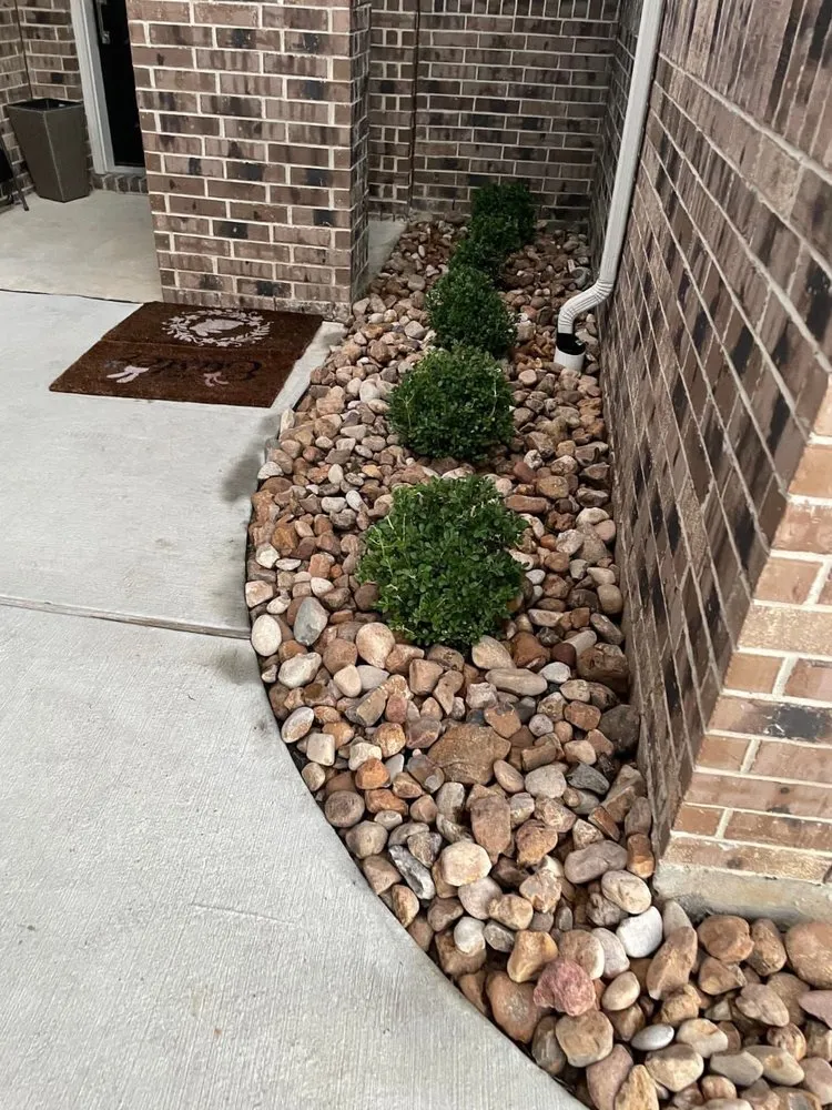 Custom yard cleanup service with custom design across Ramona, CA - Primera Landscaping