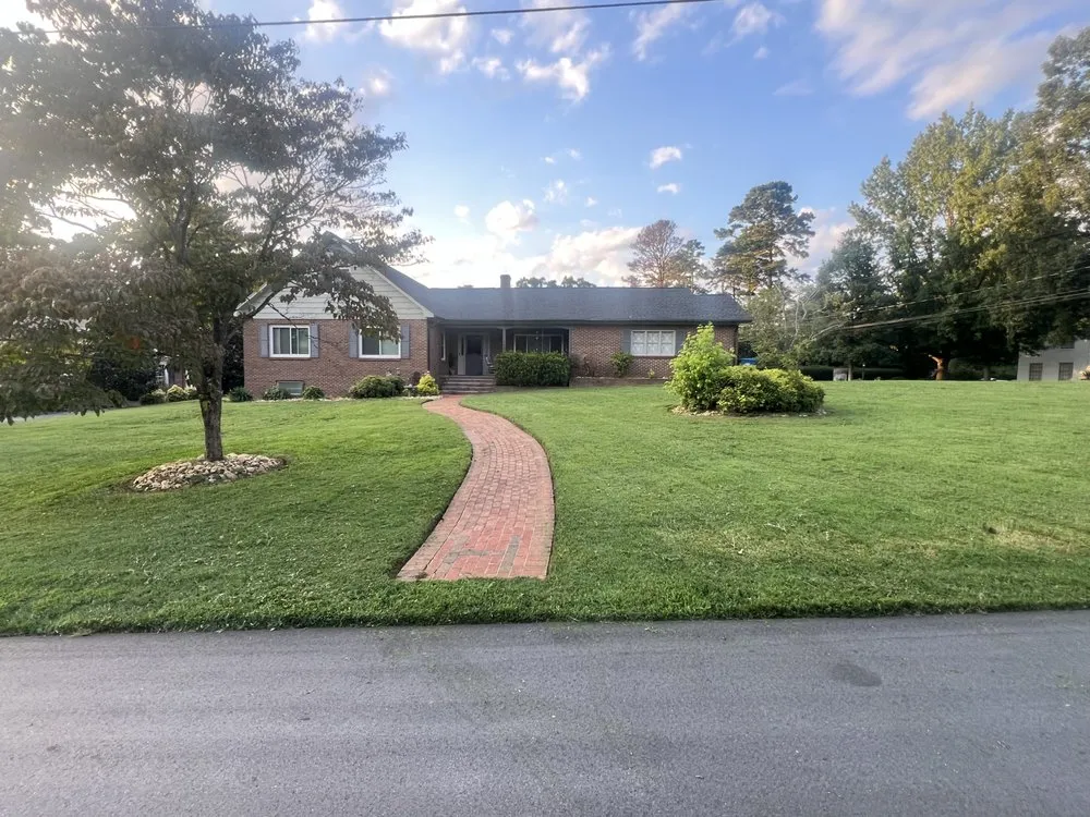 Custom lawn care service in Hickory, NC by Primetime Landscaping