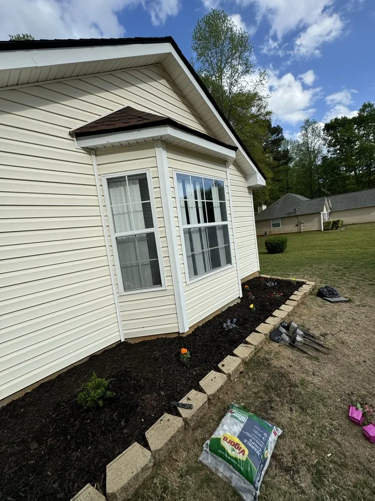 Reliable yard cleanup service experts serving Jefferson, GA - PrimeTrimScapes Landscaping