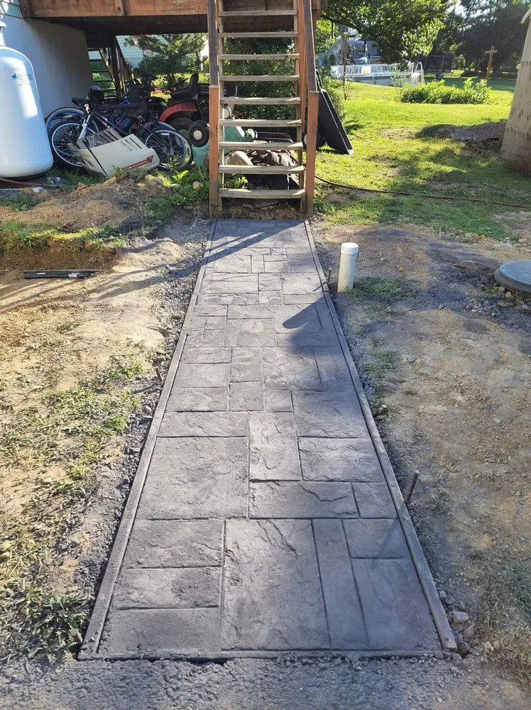 Top-rated yard maintenance for year-round maintenance in Mohrsville, PA by Primeval Services