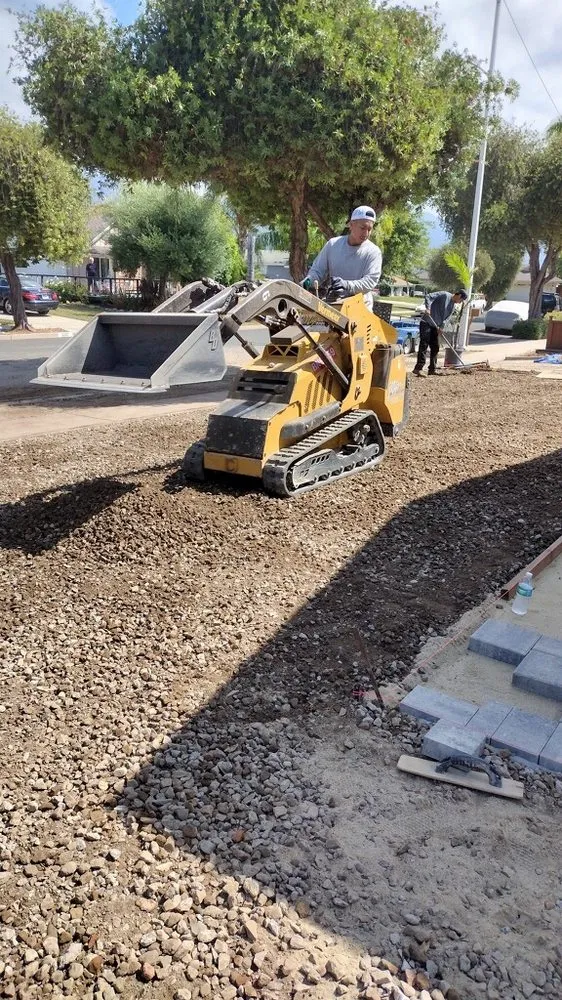 Custom outdoor landscaping experts serving Oxnard, CA - PrimeView Landscape