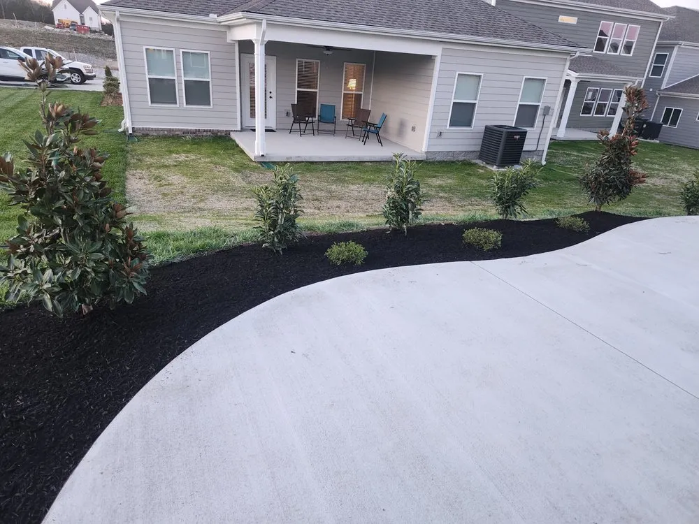 Custom yard maintenance in Murfreesboro, TN - Primm's Landscaping