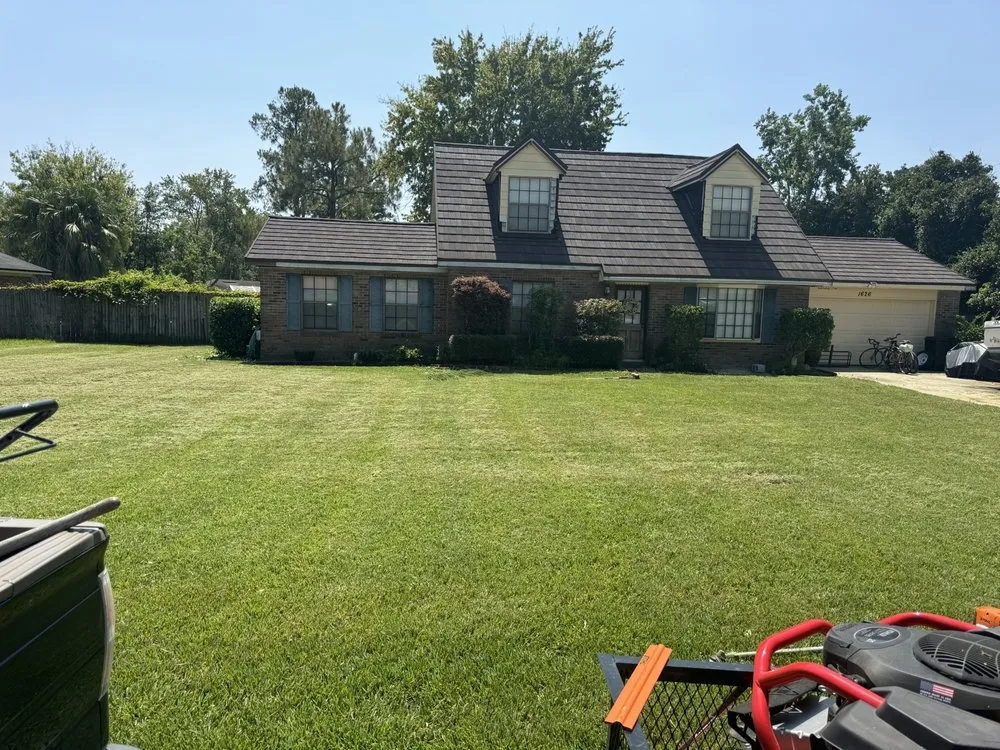 Custom yard maintenance in Green Cove Springs, FL - Primos Grow & Mow