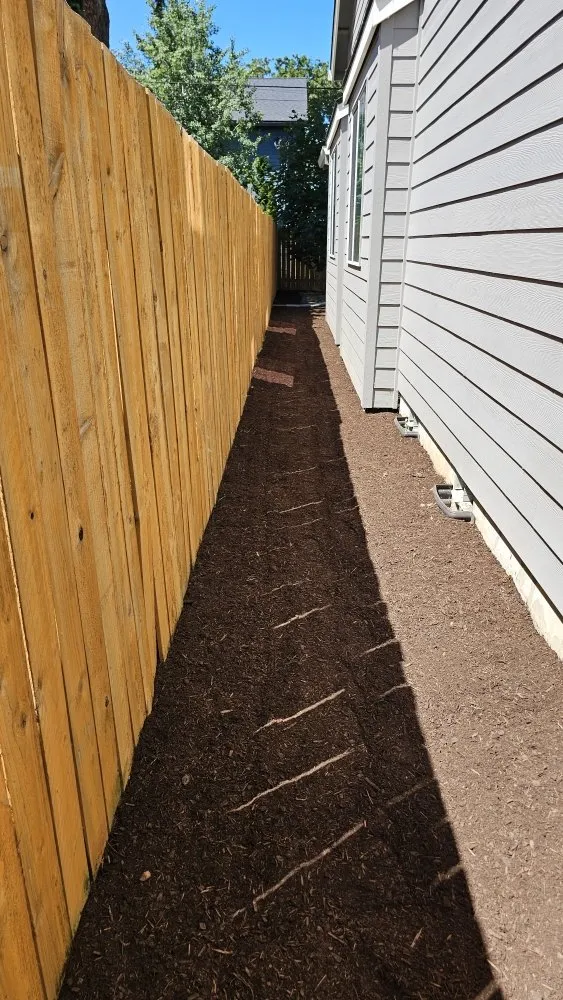 Professional yard cleanup service for homes across Portland, OR - Primos Landscaping