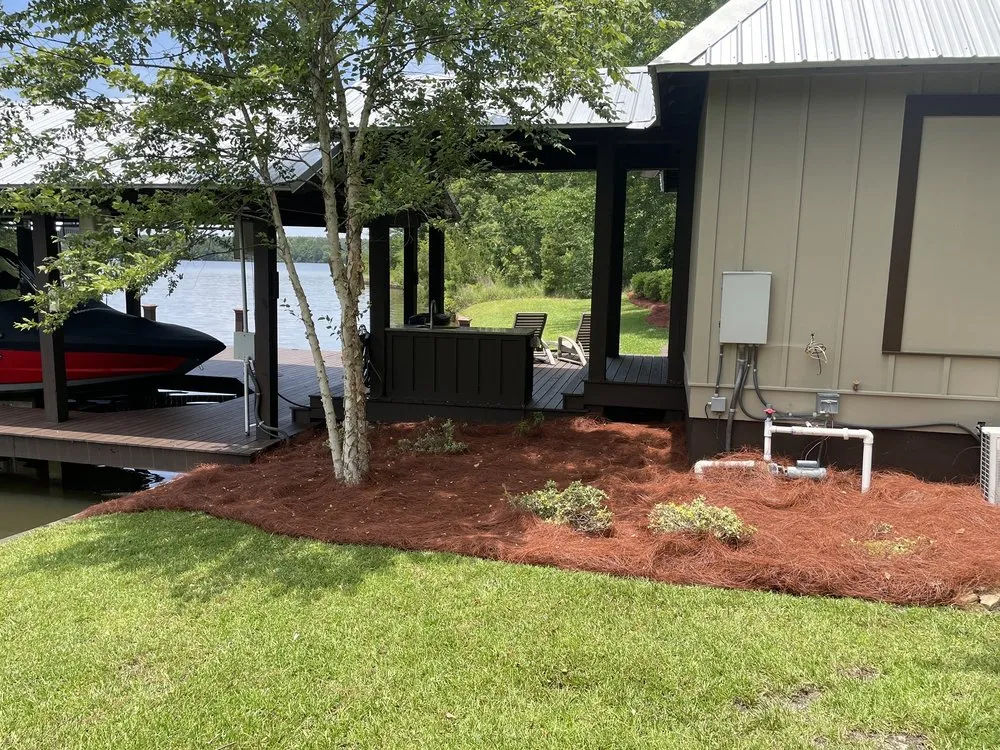 Reliable outdoor landscaping experts serving Hattiesburg, MS - Prince Maya Lawn And Construction Services