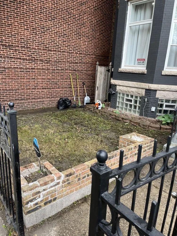 Top-rated lawn mowing service in Chicago, IL - Prince Plow Snow