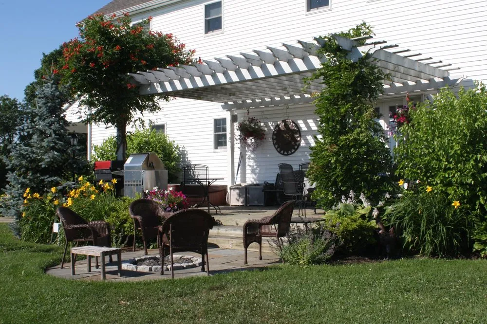 Professional yard cleanup service in Princeton, NJ - Princeton Land Design