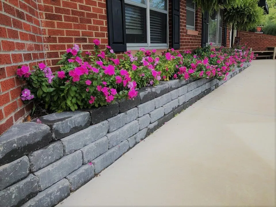 Professional lawn mowing service experts serving Kansas City, KS - Principal Landscape Group