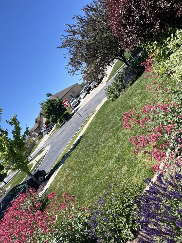 Local garden landscaping in West Jordan, UT by Pringles Mowing