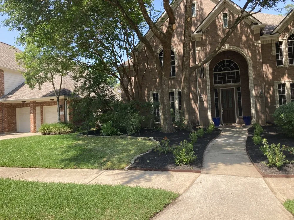 Reliable lawn care service in Grangerland, TX - Priority Home And Commercial