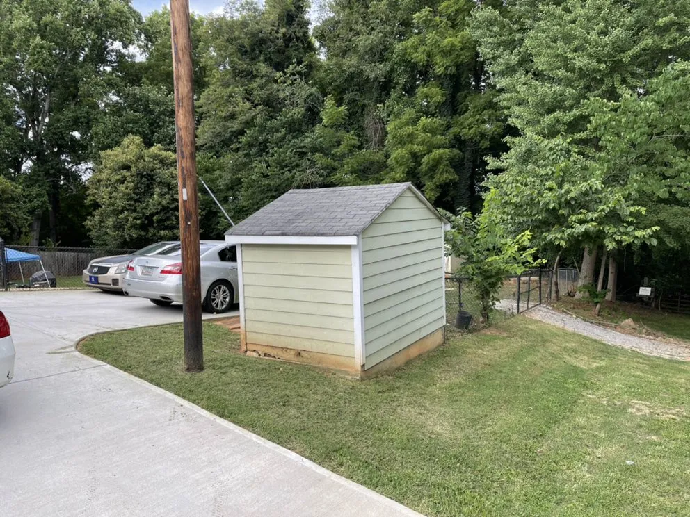 Expert lawn care service for year-round maintenance across Gastonia, NC - Pristine A1 Lawncare