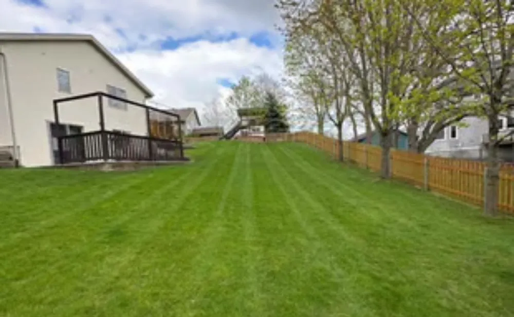 Expert garden landscaping experts serving Redmond, OR - Pristine Edge