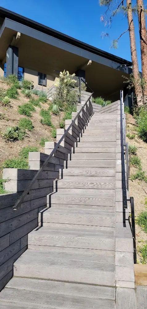 Expert landscape design in Calabasas, CA by Pristine Gardenscape