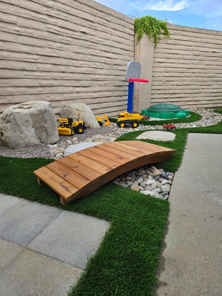 Local yard cleanup service in Calabasas, CA - Pristine Gardenscape