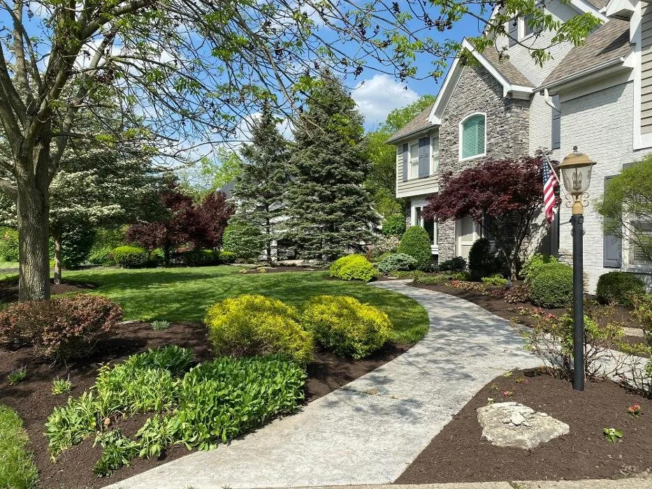 Local yard maintenance for homes across Cincinnati, OH - Pristine Green Complete