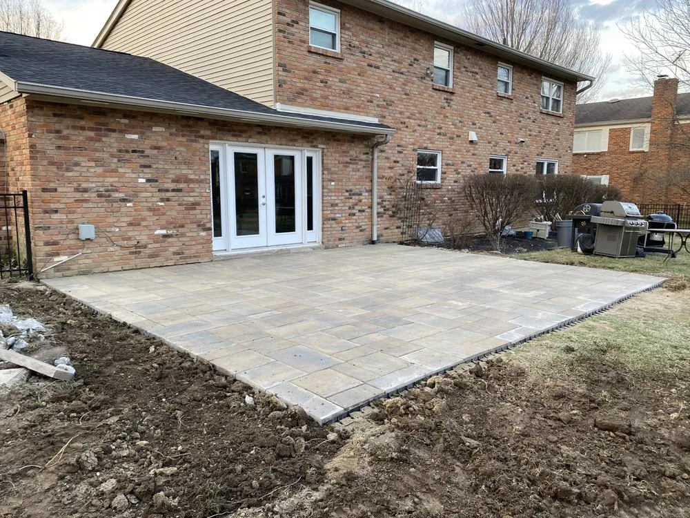 Trusted garden landscaping experts serving Cincinnati, OH - Pristine Green Complete