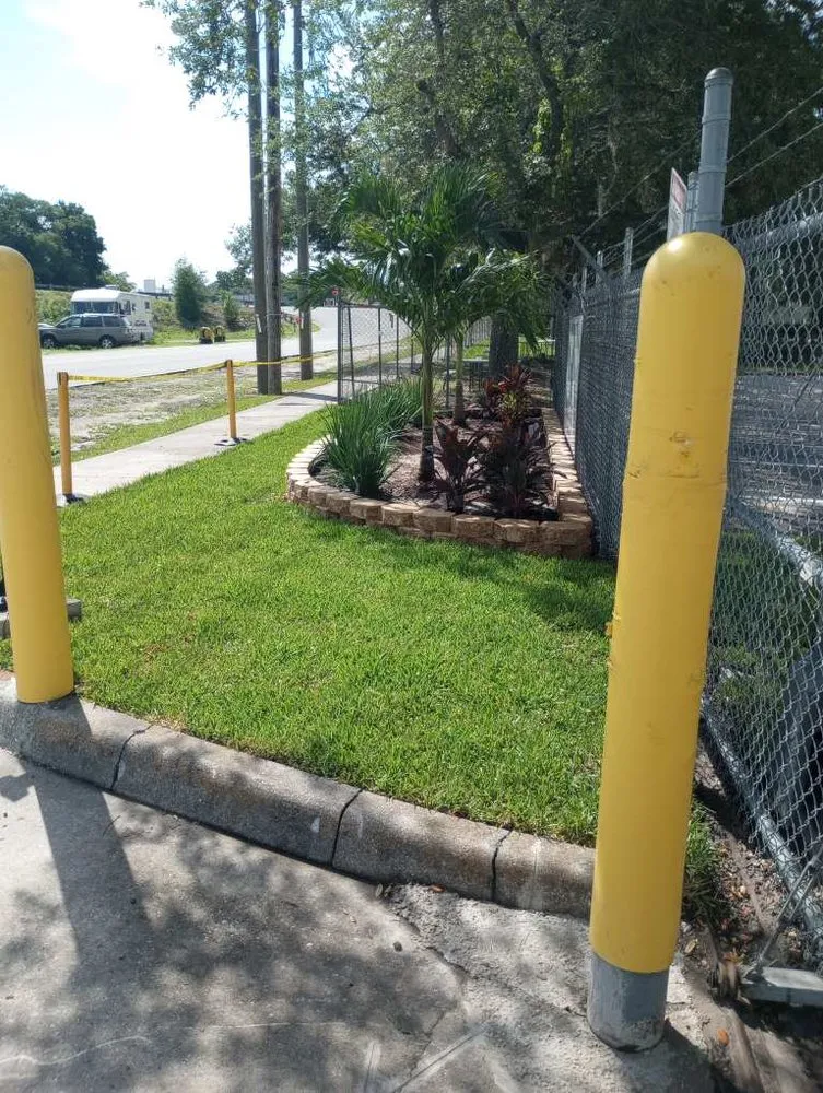 Trusted residential landscaping experts serving Orlando, FL - Pristine Green