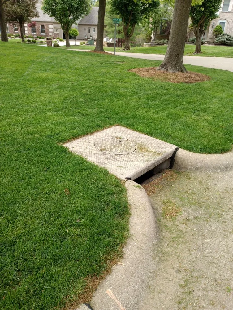 Custom garden landscaping in St. Louis, MO - Pristine Land Management