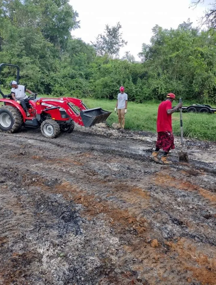 Custom lawn care service in Dillwyn, VA - Pristine Land Worx