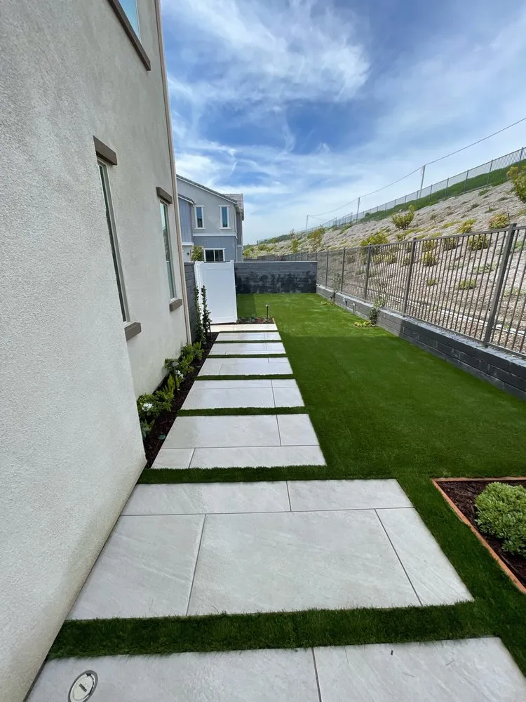 Professional garden landscaping in Lake Elsinore, CA by Pristine Landscapes
