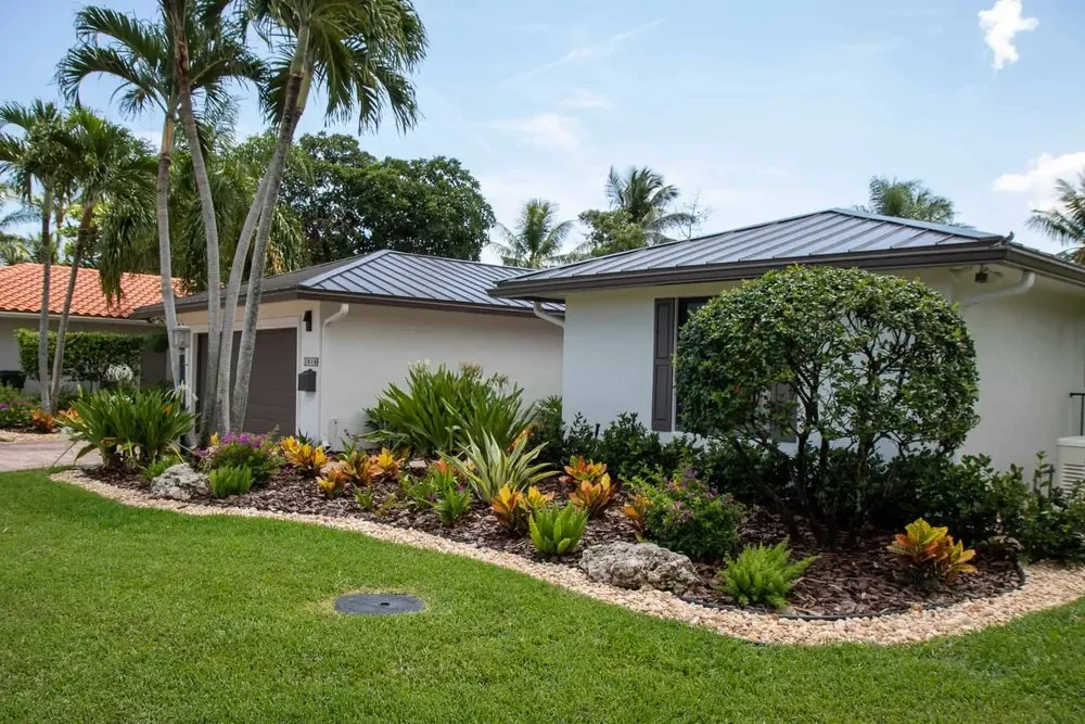 Affordable lawn mowing service in Parkland, FL - Pristine Landscapes