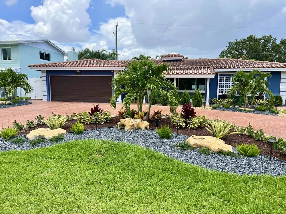 Top-rated yard maintenance in Parkland, FL by Pristine Landscapes