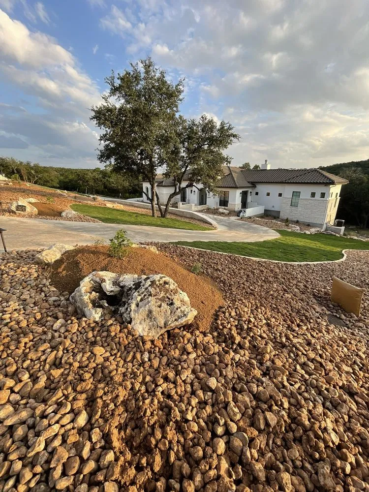 Expert outdoor landscaping in San Antonio, TX - Pristine Landscaping