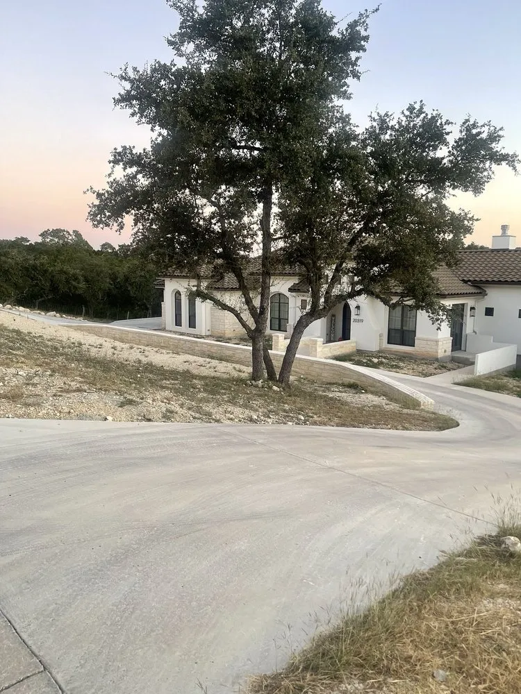 Trusted yard maintenance for residential properties in San Antonio, TX by Pristine Landscaping