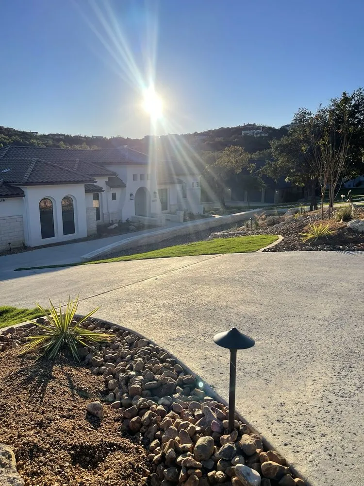 Top-rated lawn mowing service in San Antonio, TX - Pristine Landscaping