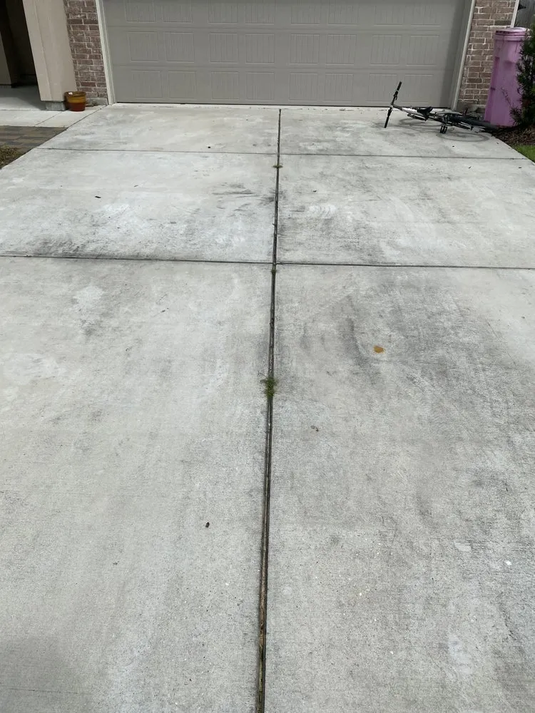 Affordable yard maintenance in Vernon, CT by Pristine Lawn Care