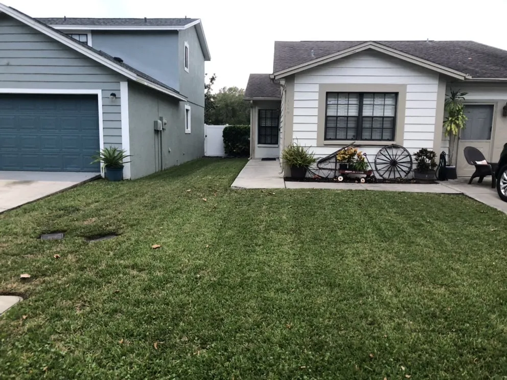 Trusted lawn mowing service experts serving Lakeland, FL - Pristine Lawns by James