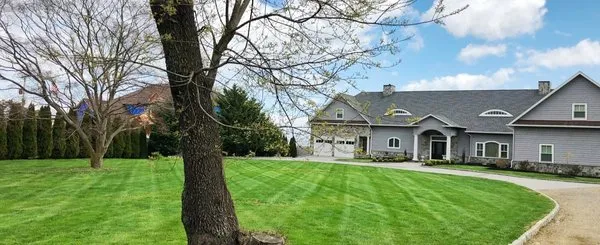 Pristine Lawns of New Jersey Logo