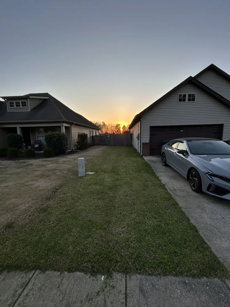 Top-rated yard maintenance in Calera, AL by Pristine Power and Lawn