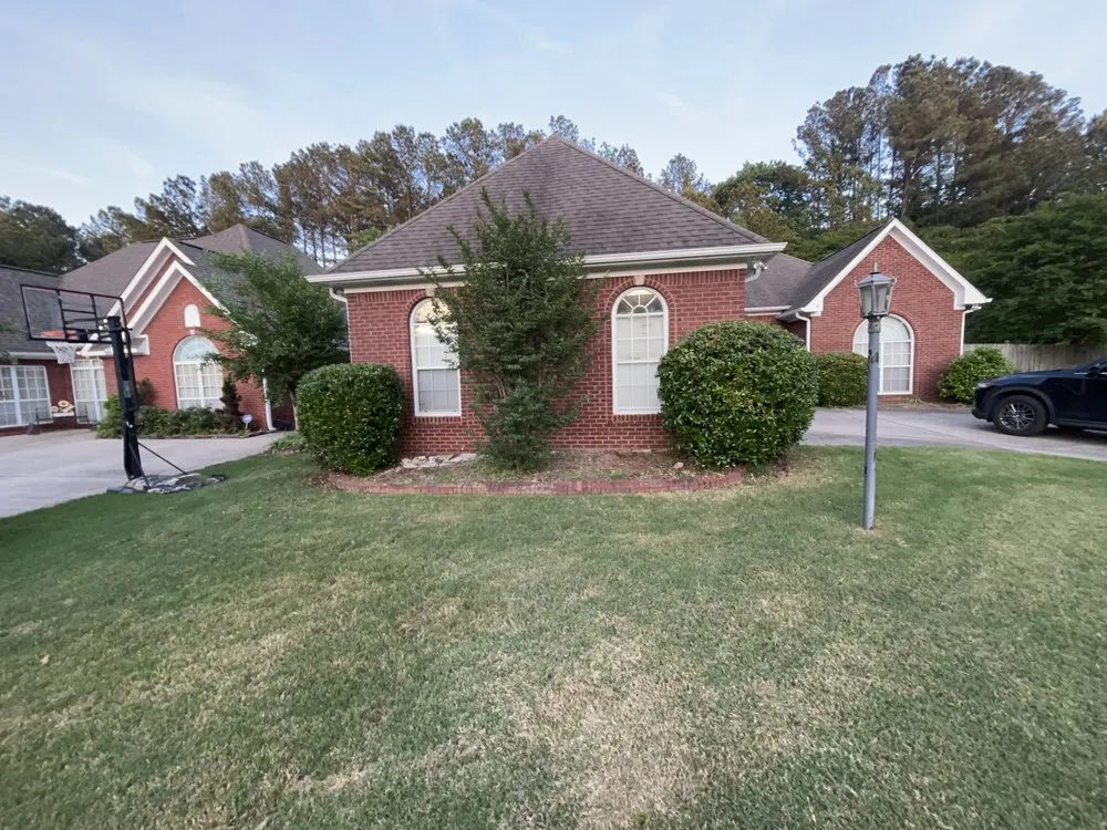 Professional residential landscaping experts serving Calera, AL - Pristine Power and Lawn