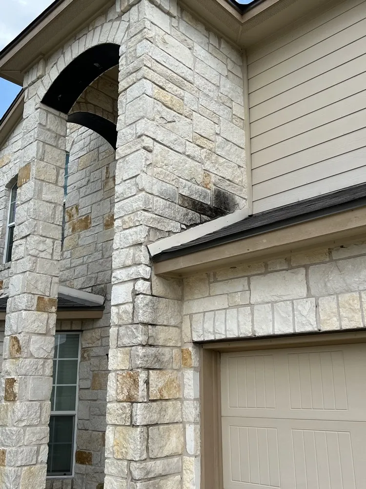 Trusted outdoor landscaping for homes in Killeen, TX by Pristine Pressure Washing