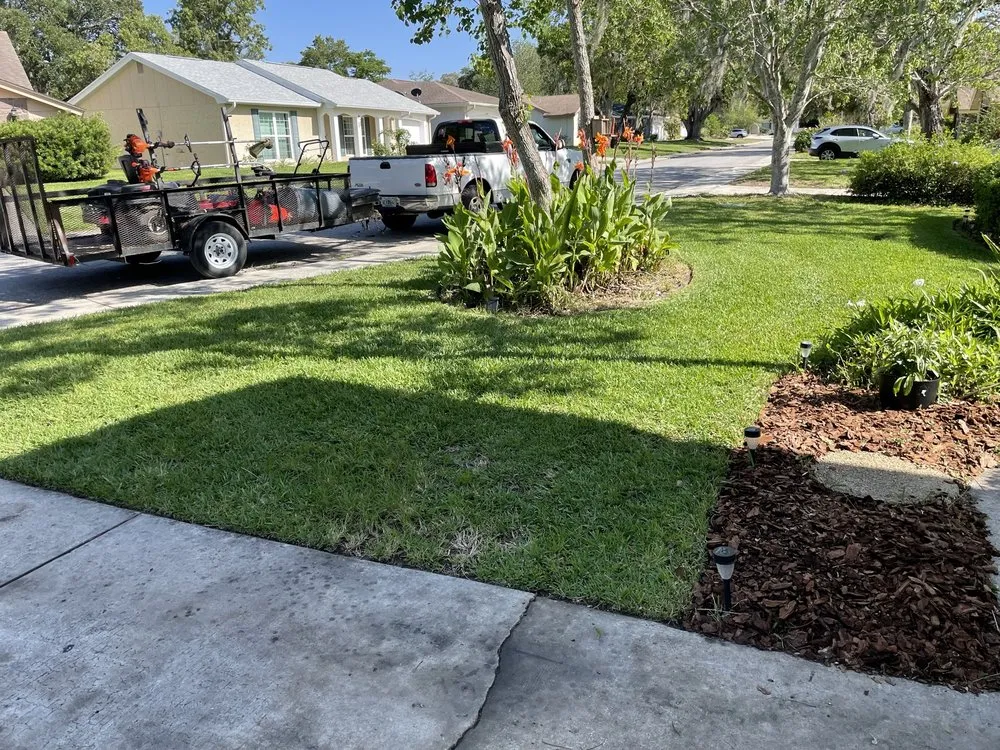 Expert yard maintenance for residential properties across Hudson, FL - Pristine Property Maintenance